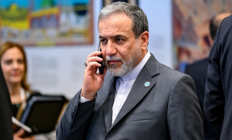 عراقچی: اوکراین حمله به شناور ایرانی را «غیرعمدی» خواند
