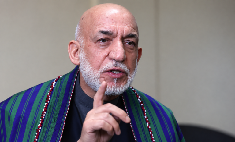 کرزی خواستار لغو تصمیم پاکستان درباره دانشجویان افغان شد